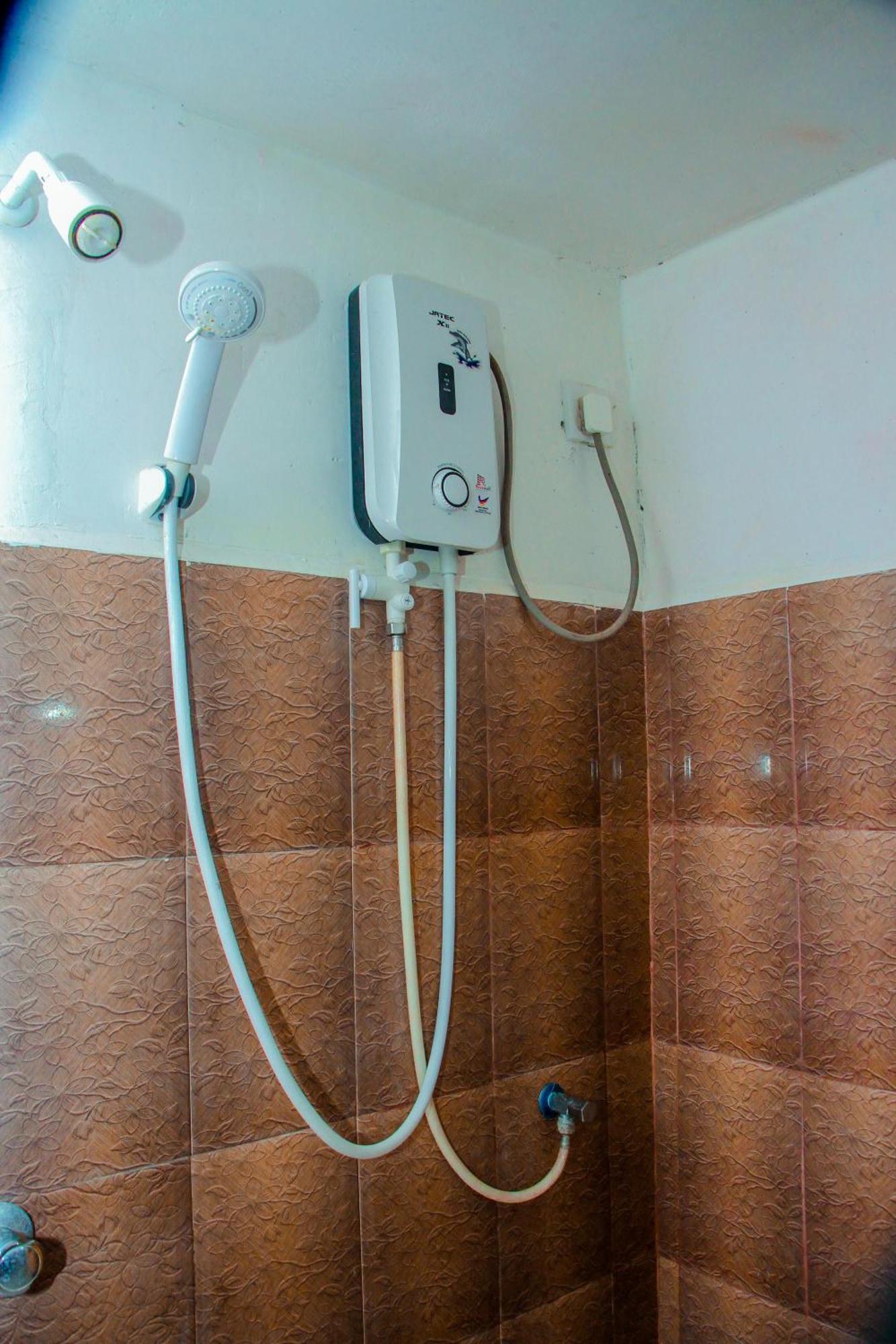 Chanaka Holiday Inn Сигирия Экстерьер фото