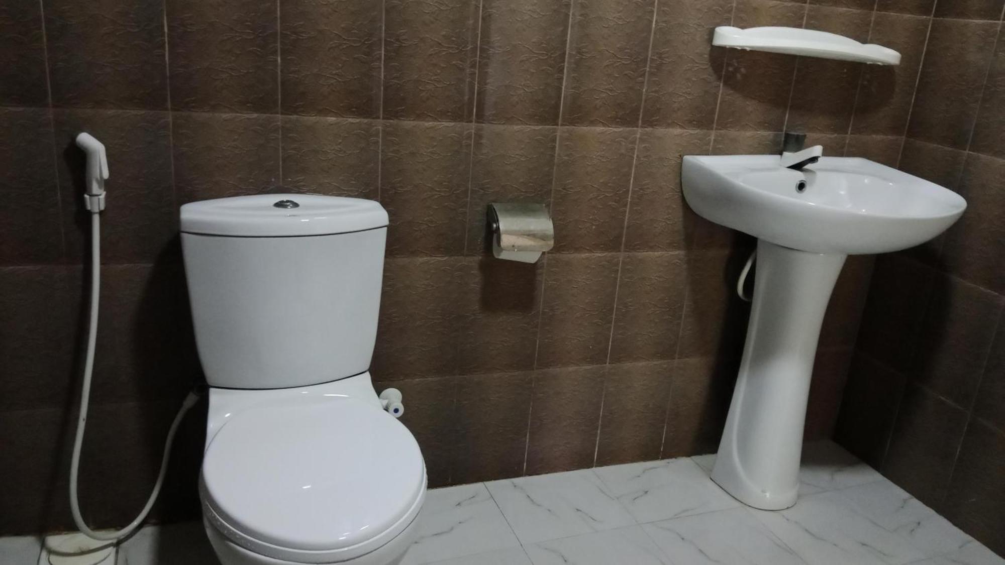 Chanaka Holiday Inn Сигирия Экстерьер фото
